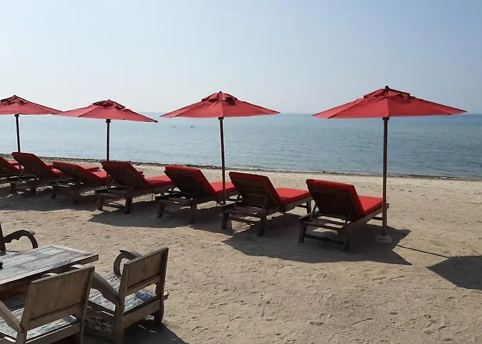 La Plage Resort & Beach Club